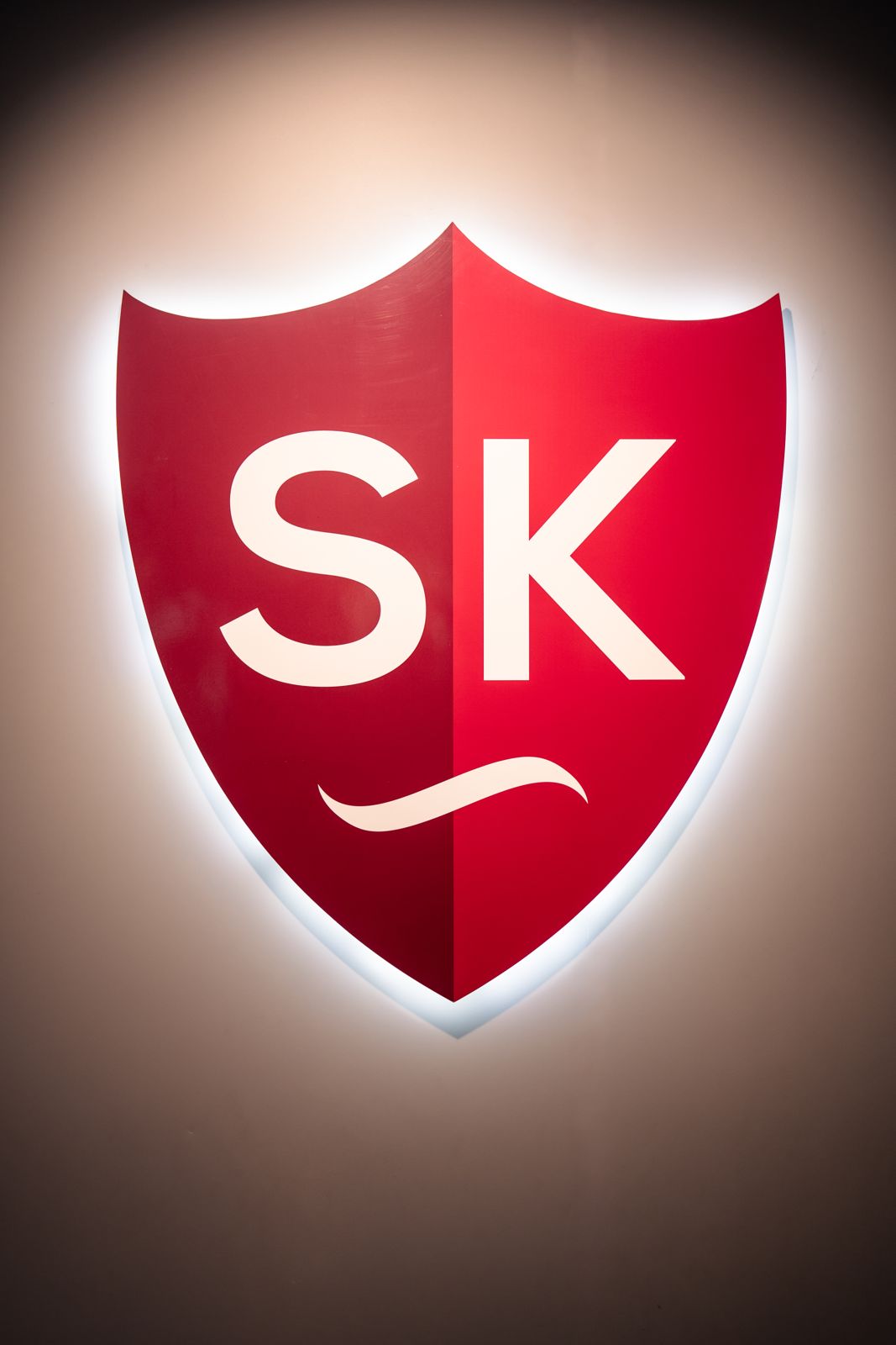 Het SKsports-logo in de boutique